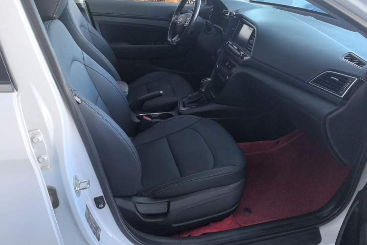 Used Hyundai Elantra (6th Generation / Lingdong) 2018 1.4T Dual-Clutch Xuan Dong · Dynamic Edition Right Front Seat