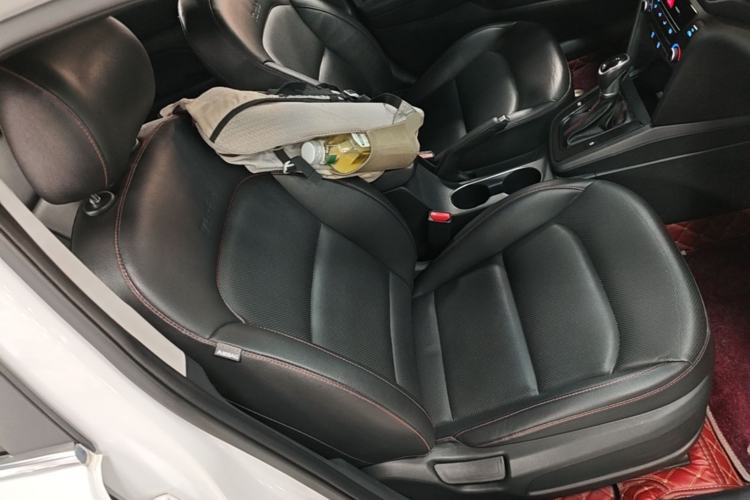 Used Hyundai Elantra (6th Generation / Lingdong) 2018 1.4T Dual-Clutch Xuan Dong · Dynamic Edition Right Front Seat