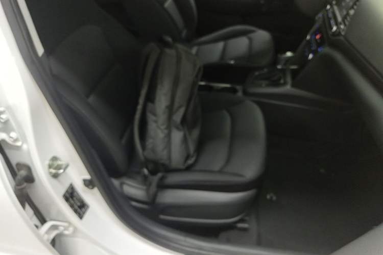 Used Hyundai Elantra (6th Generation / Lingdong) 2018 1.4T Dual-Clutch Xuan Dong · Dynamic Edition Right Front Seat