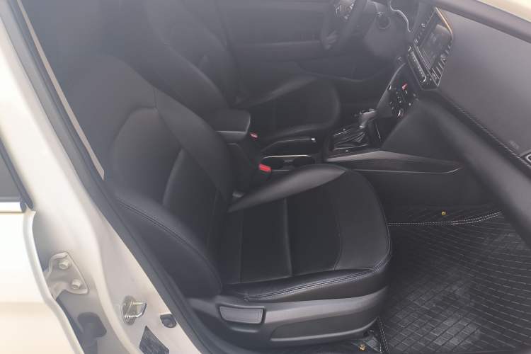 Used Hyundai Elantra (6th Generation / Lingdong) 2018 1.4T Dual-Clutch Xuan Dong · Dynamic Edition Right Front Seat