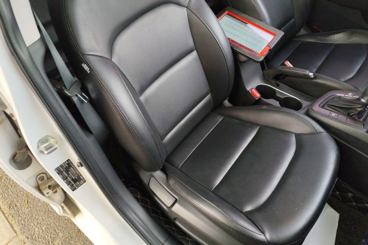 Used Hyundai Elantra (6th Generation / Lingdong) 2018 1.4T Dual-Clutch Xuan Dong · Dynamic Edition Right Front Seat