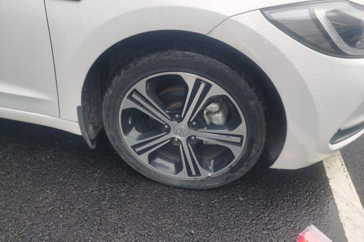 Used Hyundai Elantra (6th Generation / Lingdong) 2018 1.4T Dual-Clutch Xuan Dong · Dynamic Edition Right Front Wheel Hub