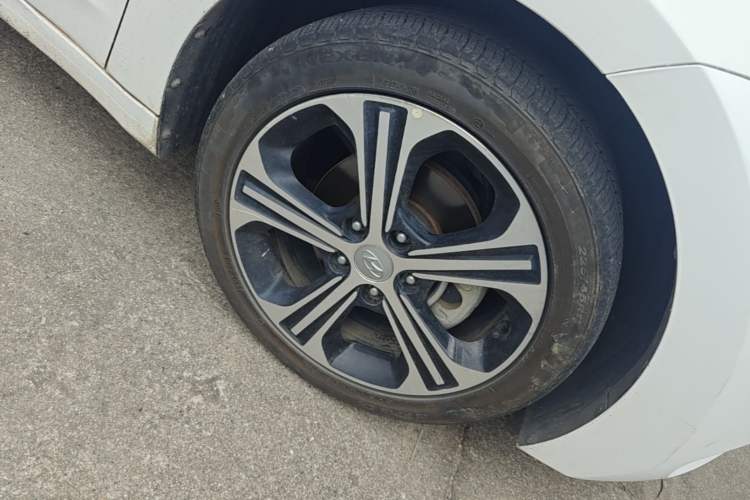 Used Hyundai Elantra (6th Generation / Lingdong) 2018 1.4T Dual-Clutch Xuan Dong · Dynamic Edition Right Front Wheel Hub