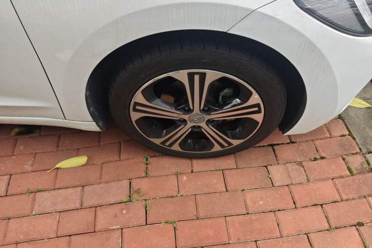 Used Hyundai Elantra (6th Generation / Lingdong) 2018 1.4T Dual-Clutch Xuan Dong · Dynamic Edition Right Front Wheel Hub
