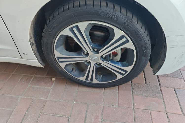 Used Hyundai Elantra (6th Generation / Lingdong) 2018 1.4T Dual-Clutch Xuan Dong · Dynamic Edition Right Front Wheel Hub