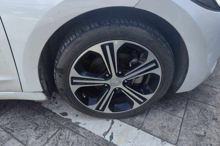 Used Hyundai Elantra (6th Generation / Lingdong) 2018 1.4T Dual-Clutch Xuan Dong · Dynamic Edition Right Front Wheel Hub