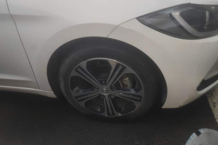 Used Hyundai Elantra (6th Generation / Lingdong) 2018 1.4T Dual-Clutch Xuan Dong · Dynamic Edition Right Front Wheel Hub