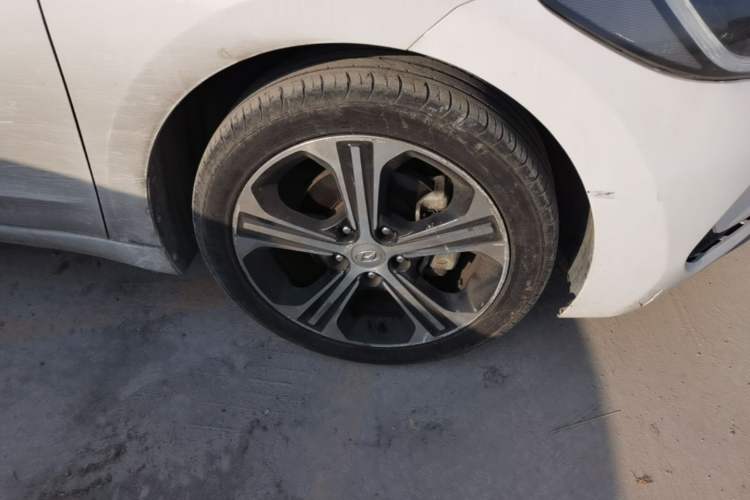 Used Hyundai Elantra (6th Generation / Lingdong) 2018 1.4T Dual-Clutch Xuan Dong · Dynamic Edition Right Front Wheel Hub