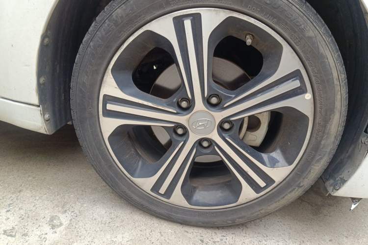 Used Hyundai Elantra (6th Generation / Lingdong) 2018 1.4T Dual-Clutch Xuan Dong · Dynamic Edition Right Front Wheel Hub