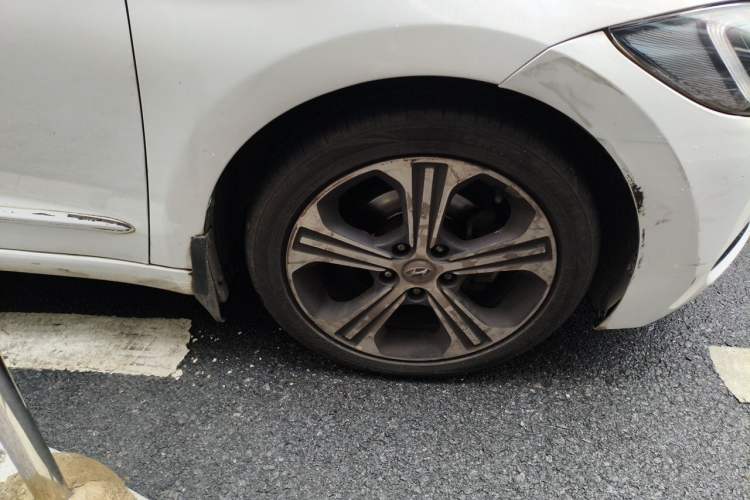 Used Hyundai Elantra (6th Generation / Lingdong) 2018 1.4T Dual-Clutch Xuan Dong · Dynamic Edition Right Front Wheel Hub