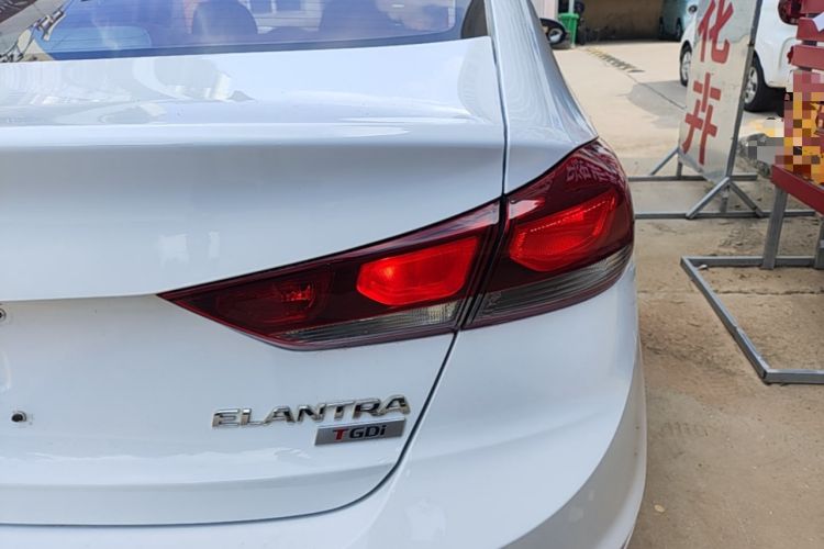Used Hyundai Elantra (6th Generation / Lingdong) 2018 1.4T Dual-Clutch Xuan Dong · Dynamic Edition Right Rear Taillight