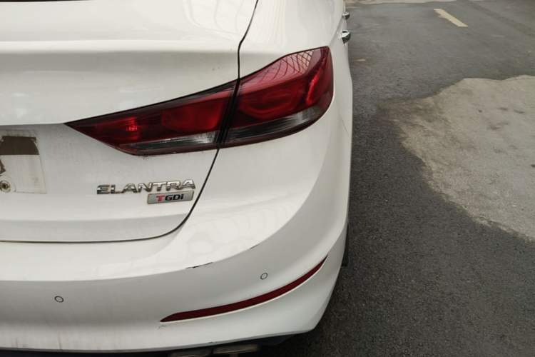 Used Hyundai Elantra (6th Generation / Lingdong) 2018 1.4T Dual-Clutch Xuan Dong · Dynamic Edition Right Rear Taillight