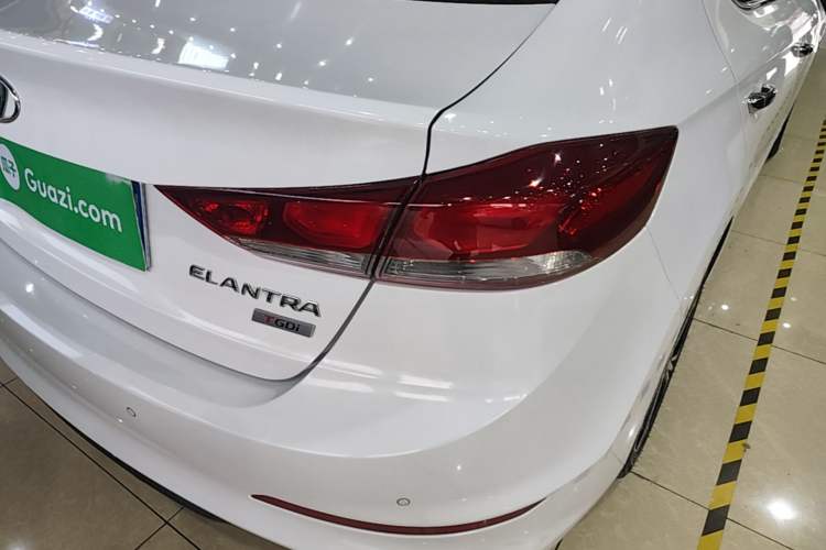 Used Hyundai Elantra (6th Generation / Lingdong) 2018 1.4T Dual-Clutch Xuan Dong · Dynamic Edition Right Rear Taillight