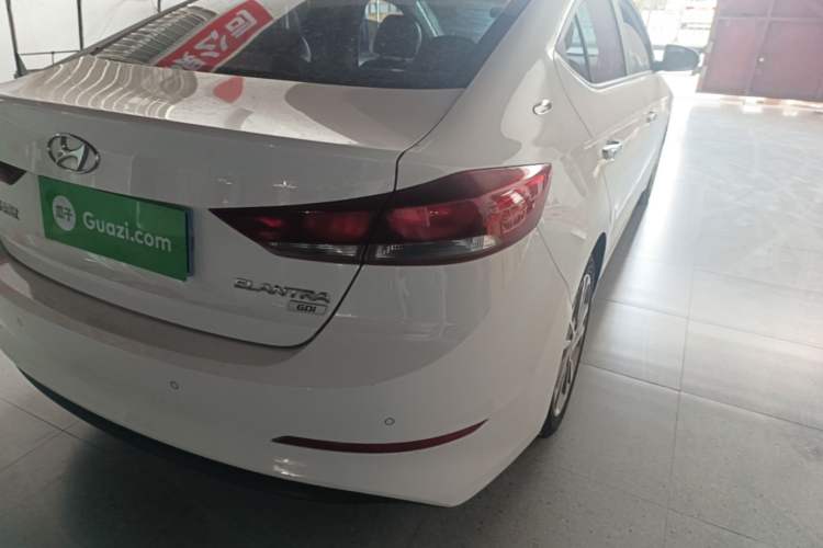 Used Hyundai Elantra (6th Generation / Lingdong) 2018 1.6L Automatic 15th Anniversary Special Edition Right Rear Taillight
