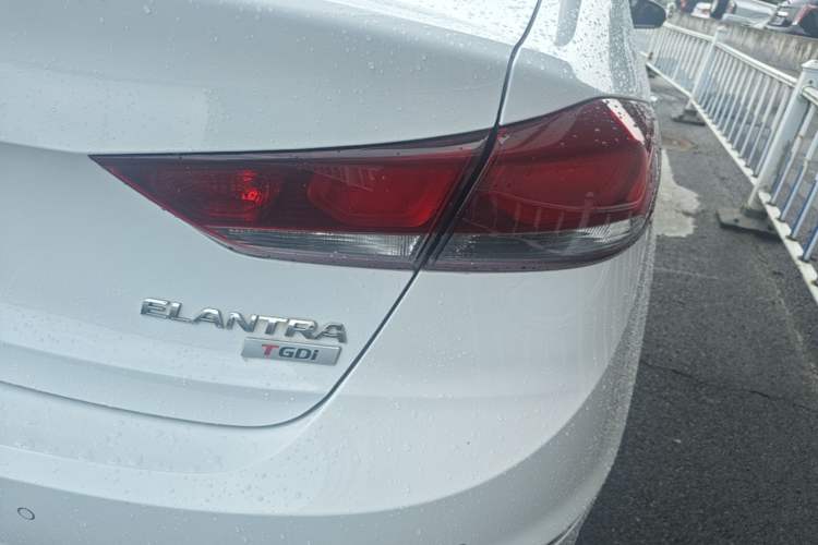 Used Hyundai Elantra (6th Generation / Lingdong) 2018 1.4T Dual-Clutch Xuan Dong · Dynamic Edition Right Rear Taillight