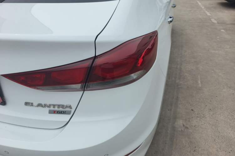 Used Hyundai Elantra (6th Generation / Lingdong) 2018 1.4T Dual-Clutch Xuan Dong · Dynamic Edition Right Rear Taillight