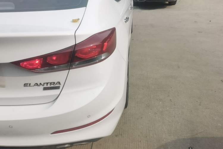 Used Hyundai Elantra (6th Generation / Lingdong) 2018 1.4T Dual-Clutch Xuan Dong · Dynamic Edition Right Rear Taillight
