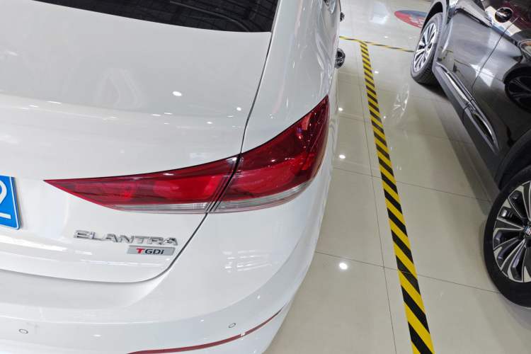 Used Hyundai Elantra (6th Generation / Lingdong) 2018 1.4T Dual-Clutch Xuan Dong · Dynamic Edition Right Rear Taillight