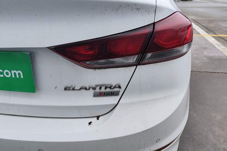 Used Hyundai Elantra (6th Generation / Lingdong) 2018 1.4T Dual-Clutch Xuan Dong · Dynamic Edition Right Rear Taillight