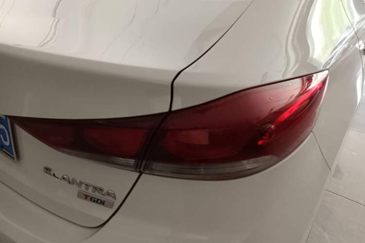 Used Hyundai Elantra (6th Generation / Lingdong) 2018 1.4T Dual-Clutch Xuan Dong · Dynamic Edition Right Rear Taillight