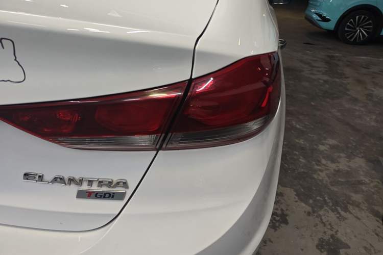 Used Hyundai Elantra (6th Generation / Lingdong) 2018 1.4T Dual-Clutch Xuan Dong · Dynamic Edition Right Rear Taillight