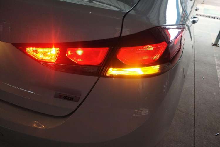 Used Hyundai Elantra (6th Generation / Lingdong) 2018 1.4T Dual-Clutch Xuan Dong · Dynamic Edition Right Rear Taillight