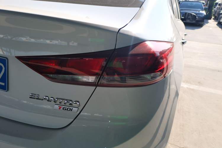 Used Hyundai Elantra (6th Generation / Lingdong) 2018 1.4T Dual-Clutch Xuan Dong · Dynamic Edition Right Rear Taillight