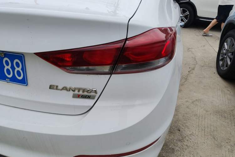 Used Hyundai Elantra (6th Generation / Lingdong) 2018 1.4T Dual-Clutch Xuan Dong · Dynamic Edition Right Rear Taillight