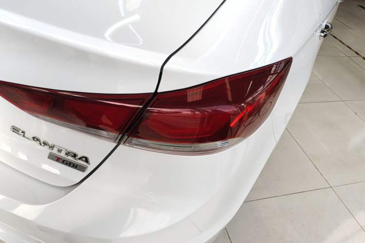 Used Hyundai Elantra (6th Generation / Lingdong) 2018 1.4T Dual-Clutch Xuan Dong · Dynamic Edition Right Rear Taillight