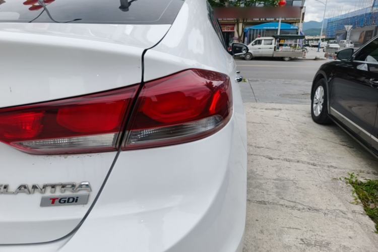 Used Hyundai Elantra (6th Generation / Lingdong) 2018 1.4T Dual-Clutch Xuan Dong · Dynamic Edition Right Rear Taillight