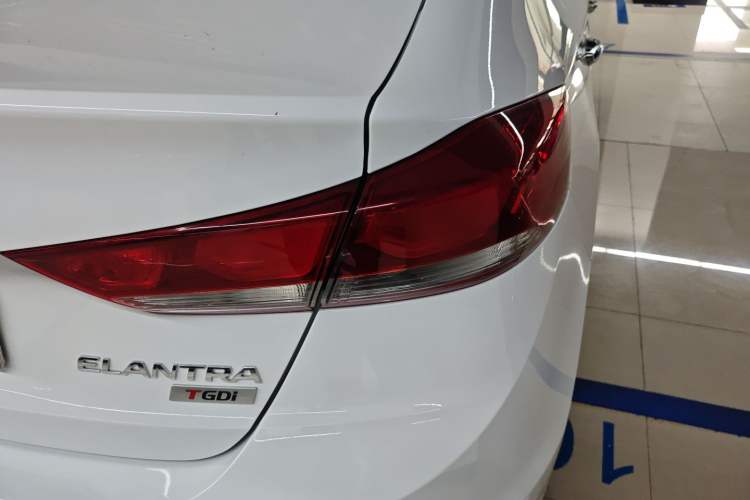 Used Hyundai Elantra (6th Generation / Lingdong) 2018 1.4T Dual-Clutch Xuan Dong · Dynamic Edition Right Rear Taillight