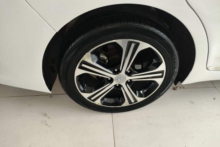 Used Hyundai Elantra (6th Generation / Lingdong) 2018 1.4T Dual-Clutch Xuan Dong · Dynamic Edition Right Rear Wheel Hub