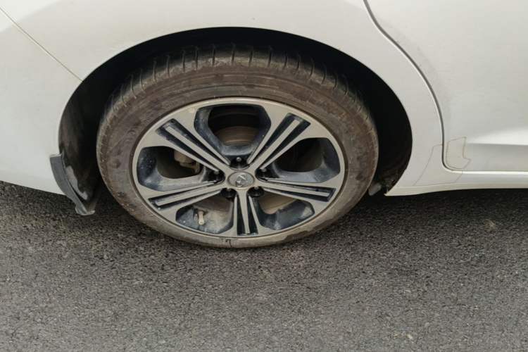 Used Hyundai Elantra (6th Generation / Lingdong) 2018 1.4T Dual-Clutch Xuan Dong · Dynamic Edition Right Rear Wheel Hub