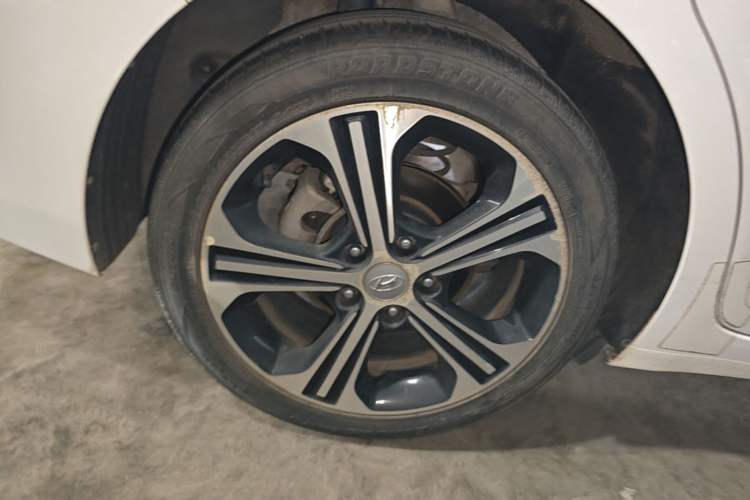 Used Hyundai Elantra (6th Generation / Lingdong) 2018 1.4T Dual-Clutch Xuan Dong · Dynamic Edition Right Rear Wheel Hub