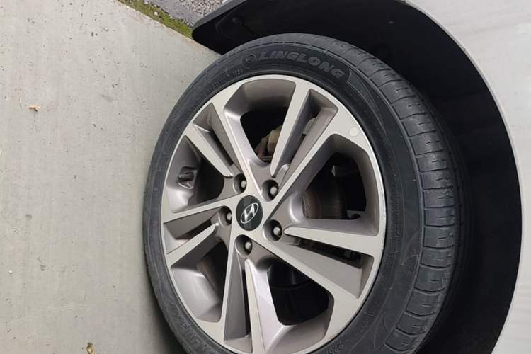 Used Hyundai Elantra (6th Generation / Lingdong) 2018 1.6L Automatic 15th Anniversary Special Edition Right Rear Wheel Hub