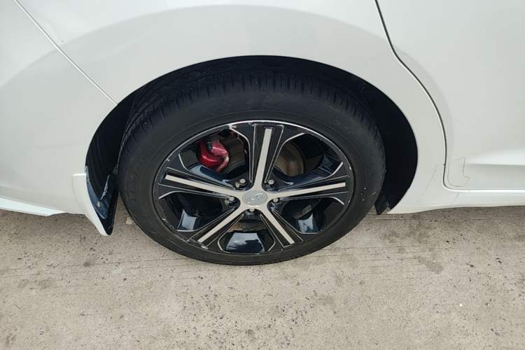 Used Hyundai Elantra (6th Generation / Lingdong) 2018 1.4T Dual-Clutch Xuan Dong · Dynamic Edition Right Rear Wheel Hub
