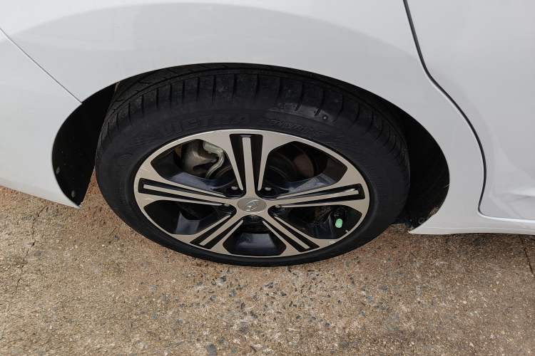 Used Hyundai Elantra (6th Generation / Lingdong) 2018 1.4T Dual-Clutch Xuan Dong · Dynamic Edition Right Rear Wheel Hub