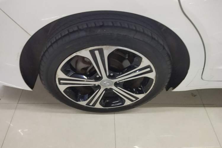 Used Hyundai Elantra (6th Generation / Lingdong) 2018 1.4T Dual-Clutch Xuan Dong · Dynamic Edition Right Rear Wheel Hub