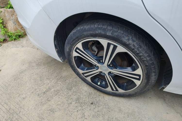 Used Hyundai Elantra (6th Generation / Lingdong) 2018 1.4T Dual-Clutch Xuan Dong · Dynamic Edition Right Rear Wheel Hub