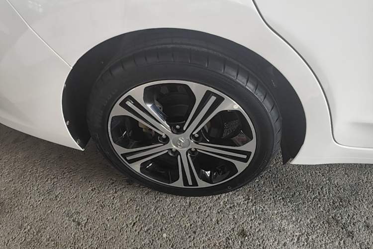 Used Hyundai Elantra (6th Generation / Lingdong) 2018 1.4T Dual-Clutch Xuan Dong · Dynamic Edition Right Rear Wheel Hub