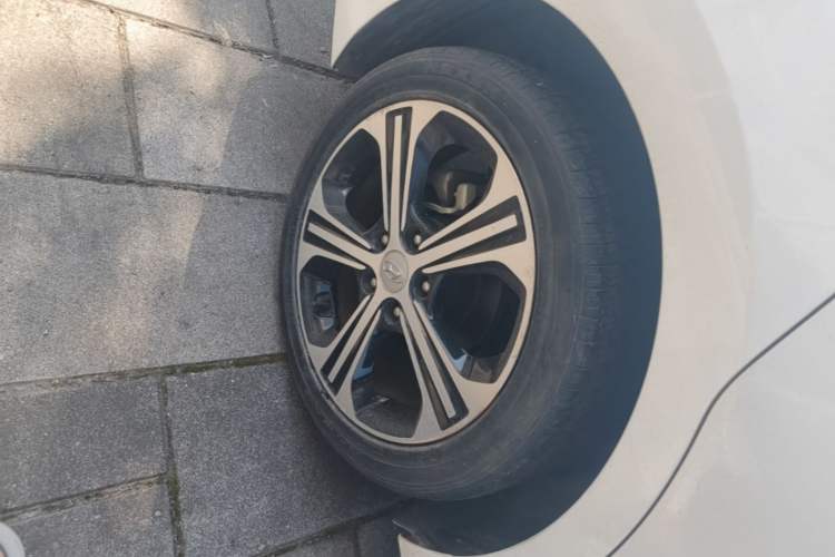 Used Hyundai Elantra (6th Generation / Lingdong) 2018 1.4T Dual-Clutch Xuan Dong · Dynamic Edition Right Rear Wheel Hub