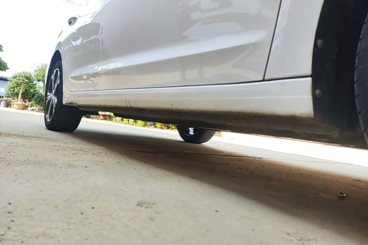 Used Hyundai Elantra (6th Generation / Lingdong) 2018 1.4T Dual-Clutch Xuan Dong · Dynamic Edition Right Side Sill