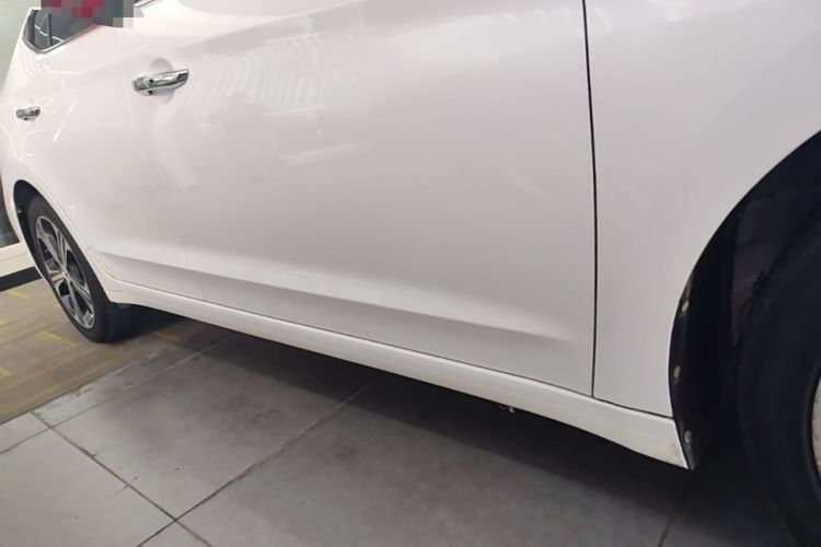 Used Hyundai Elantra (6th Generation / Lingdong) 2018 1.4T Dual-Clutch Xuan Dong · Dynamic Edition Right Side Sill
