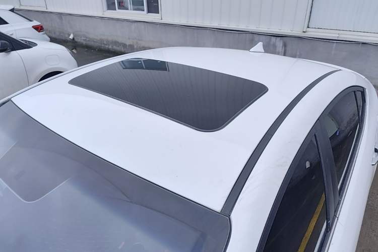 Used Hyundai Elantra (6th Generation / Lingdong) 2018 1.4T Dual-Clutch Xuan Dong · Dynamic Edition Roof