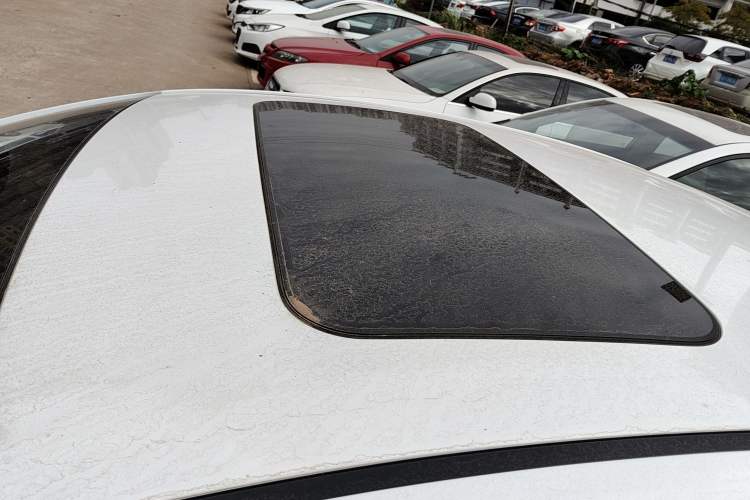 Used Hyundai Elantra (6th Generation / Lingdong) 2018 1.4T Dual-Clutch Xuan Dong · Dynamic Edition Roof