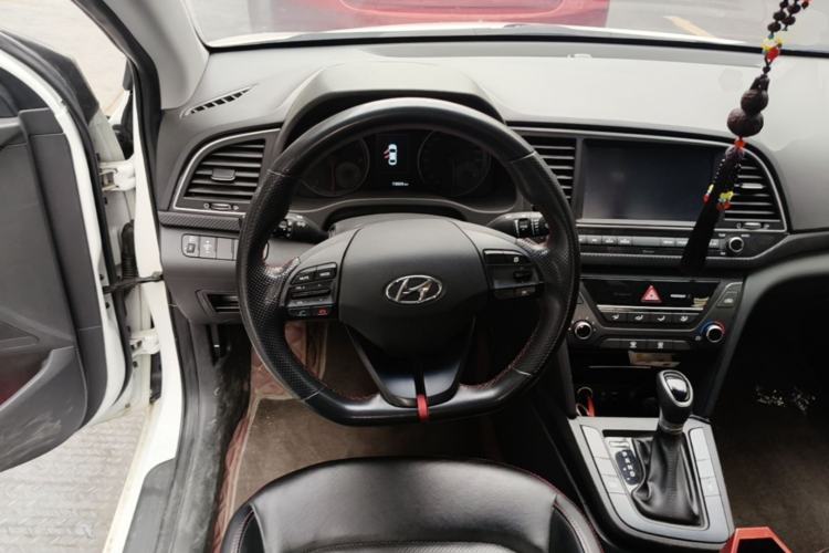 Used Hyundai Elantra (6th Generation / Lingdong) 2018 1.4T Dual-Clutch Xuan Dong · Dynamic Edition Steering Wheel