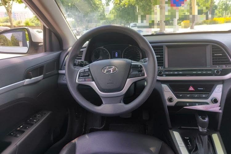 Used Hyundai Elantra (6th Generation / Lingdong) 2018 1.6L Automatic 15th Anniversary Special Edition Steering Wheel
