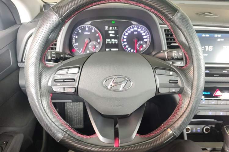 Used Hyundai Elantra (6th Generation / Lingdong) 2018 1.4T Dual-Clutch Xuan Dong · Dynamic Edition Steering Wheel