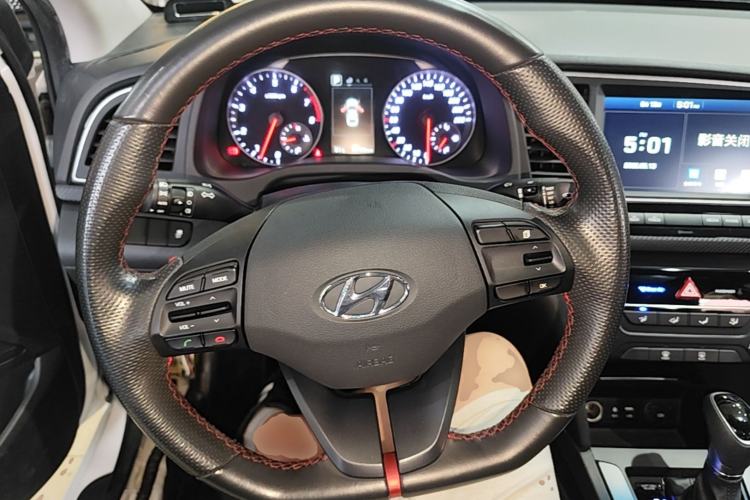 Used Hyundai Elantra (6th Generation / Lingdong) 2018 1.4T Dual-Clutch Xuan Dong · Dynamic Edition Steering Wheel