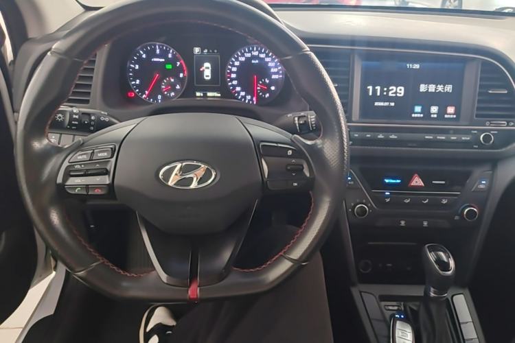Used Hyundai Elantra (6th Generation / Lingdong) 2018 1.4T Dual-Clutch Xuan Dong · Dynamic Edition Steering Wheel